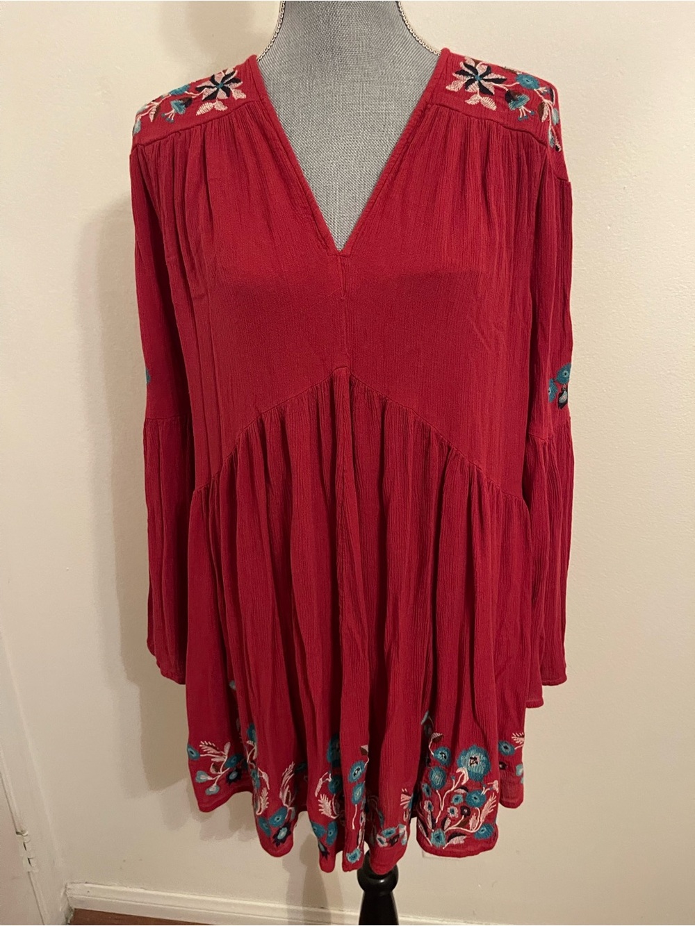Free People Red Embroidered V-Neck Tunic Dress . Size Medium.
